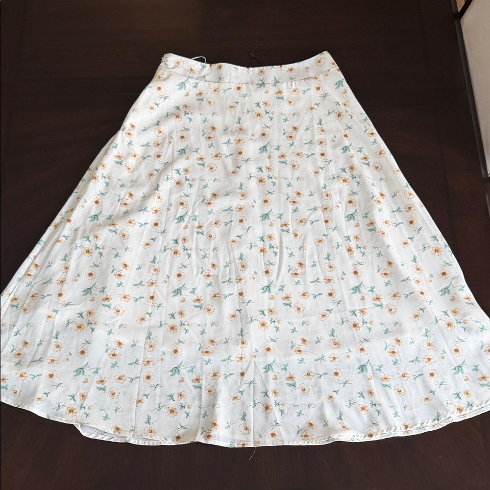 SHEIN White A-Line Midi Skirt with Yellow Floral Print